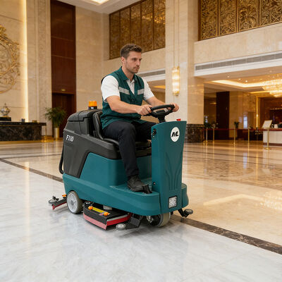 ราคาดี แบตเตอรี่ CIP Ride On Floor Scrubber อุตสาหกรรมการค้า เครื่องถมถนน ออนไลน์