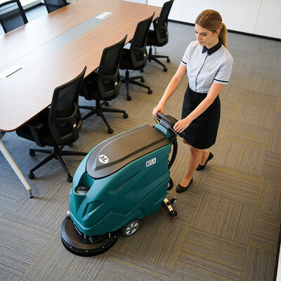 Buon prezzo Lavatrice di pavimenti industriale 90W Trazione 83AH Batteria 4.5h Modalità ECO Macchina di pulizia pesante in linea